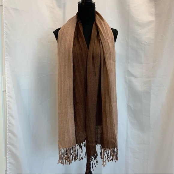 DUSTY rose pink maroon pleated ombré scarf - Picture 4 of 4
